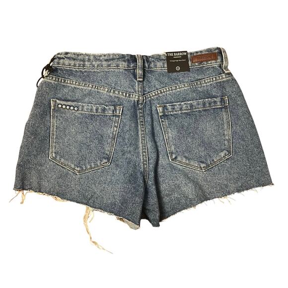 NWT Blank NYC The Barrow Cutoff Distressed Denim Shorts Size 26 - Picture 2 of 3